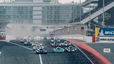 حلبة دبي أوتودروم تستعد لموسم حافل بسباقات السيارات بعد ختام حملة مميزة هذا العام