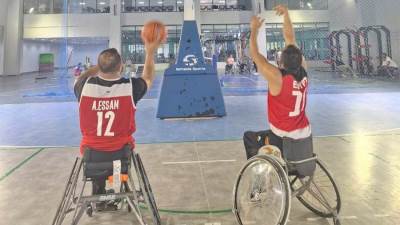 اللجنة البارالمبية تمتنع عن تسليم كراسي منتخب السلة لذوي الهمم