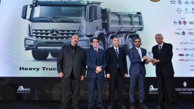 (MCV) تواصل سيطرتها على قطاع الشاحنات الثقيلة والباصات السياحية بالسوق المصرية