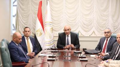 " عبد اللطيف " : المحاولة الاولي  لدخول الامتحان مجانية في نظام البكالوريا وإعفاء غير القادرين من دفعها 