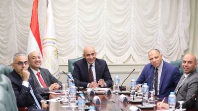 وزير التعليم يعقد اجتماعًا مع مديري المديريات التعليمية لاستعراض الاجراءات والترتيبات النهائية لآخر أيام امتحانات الثانوية العامة