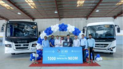 شركة السيارات الغربية تسلم الحافلة رقم 1000 إلى مشروع نيوم في إطار دعمها لأهداف رؤية السعودية 2030
