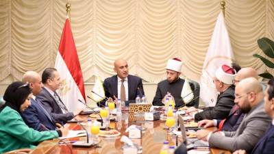 وزيرا الأوقاف والتربية والتعليم يوقعان بروتوكول تعاون لإطلاق حضانات تعليمية بالمساجد 