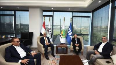 أبو ريدة يجتمع بنائب وزير التعليم لتوقيع بروتوكول تعاون لاكتشاف المواهب 