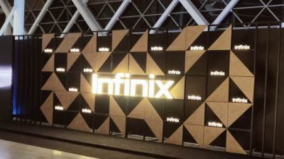 Infinix تكشف النقاب عن سلسلة هواتف ذكية متطورة في احتفال مبهر بالمتحف المصري الكبير 