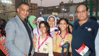 مدير عام الشباب والرياضة بالقليوبية يتفقد فعاليات مبادرة "إجازتك عندنا" بمركز التنمية الشبابية بقليوب