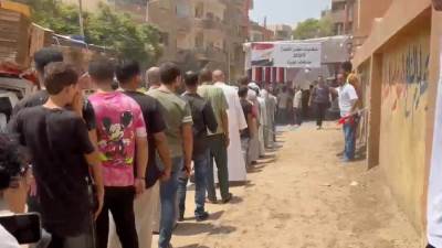 إقبال كبير من المواطنين بأبو النمرس والمنوات للأداء بأصواتهم بانتخابات الشيوخ 