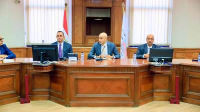 وزير التعليم خلال اجتماع بالقيادات الجدد : تسليم الكتب للمدارس فورا وتوفير المقررات نهاية الشهر