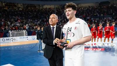 يوسف عبد الغني : الجمهور كان دافعًا كبيرًا للتعادل أمام الدنمارك والتأهل لربع النهائي مونديال اليد 