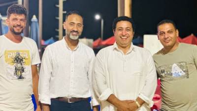 ناصر عبدالحفيظ يلتقي بالفنان شريف المندي بالغردقة