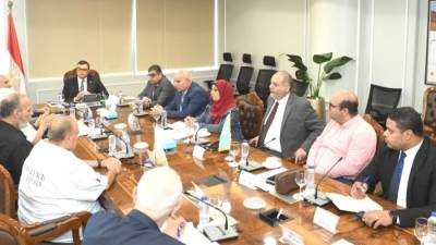 وزير الإسكان يلتقي رئيس وأعضاء جمعية مستثمري ٦ أكتوبر