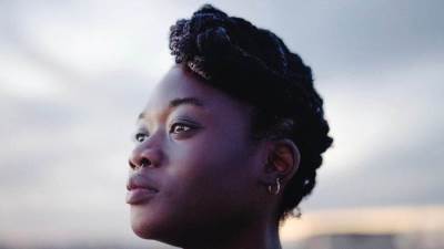 ثلاث جوائز لفيلم سماء بلا أرض بمهرجان الفيلم الفرانكوفوني في أنغوليم