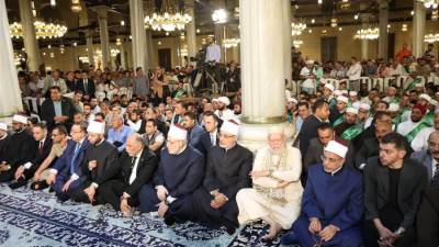 وزير الأوقاف يشهد احتفال الطرق الصوفية بالمولد النبوي الشريف بالحسين