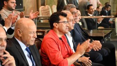 وزير الرياضة يؤازر المنتخب الوطني خلال لقاءه مع نظيره الإثيوبي ضمن تصفيات كأس العالم  