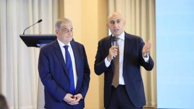 بعد إنتهاء المرحلة الأولى .. وزير التعليم يشهد جلسة نقاشية حول نتائج البرنامج القومي لتنمية مهارات اللغة العربية