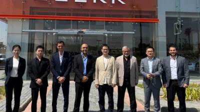 زيارة الرئيس التنفيذي لمجموعة زيكر العالمية لمصر لتعزيز العلاقات مع الشركة المصرية العالمية للسيارات