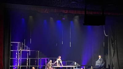  العرض المصري "الوحش" يتألق في مهرجان الإسكندرية المسرحي الدولي