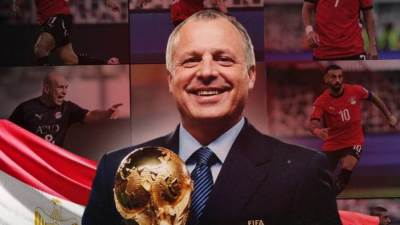 أبوريدة يهنئ منتخب مصر بالصعود لكأس العالم  للمرة الرابعة في تاريخه 