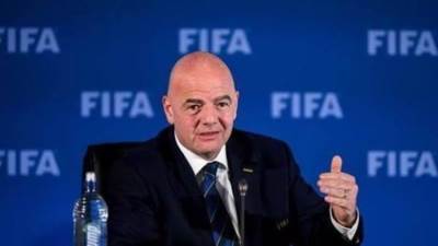 في خطاب رسمي.. إنفانتينو يهنئ أبو ريدة بتأهل مصر للمونديال 