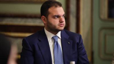 طارق أبو العينين عضوًا باللجنة الاستشارية والتجارية للفيفا