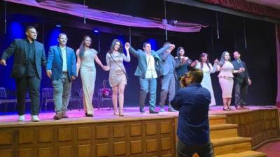 "وردة وبليغ".. فرقة المسرح المصري بقيادة ناصرعبدالحفيظ تُعيد إحياء أنجح ثنائي في تاريخ الطرب العربي