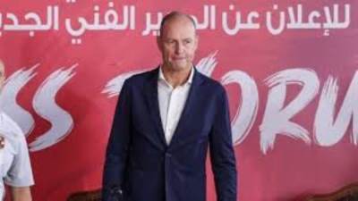 مدحت شلبي يكشف تفاصيل عقد ييس توروب مع الأهلي