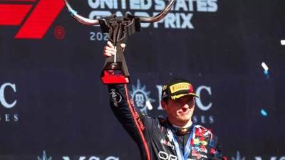 بطولة العالم للفورمولا 1 – الجولة الـ 19 – أوستن (الولايات المتحدة).. بأجنحة ريدبُل .. "فيرستابن" يحلق على حلبة أوستن متفوقاً على ماكلارين وفيرارى