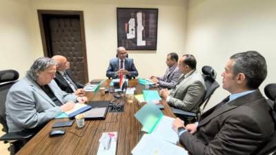 نائب وزير الإسكان يتابع موقف إعداد مسودة اللائحة التنفيذية لقانون تنظيم مرفق مياه الشرب والصرف الصحي