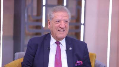 فخري الفقي: مليون ونصف هاتف يدخل مصر سنويًا.. وتطبيق الضريبة بأثر رجعي غير قانوني