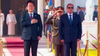 مراسم استقبال رسمية لرئيس كوريا الجنوبية فى قصر الاتحادية