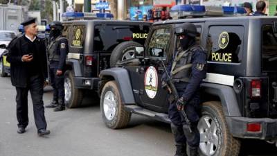 الشرطه تتصدى لأنصار مرشح حاولوا إشعال الفوضى داخل مركز فارسكور