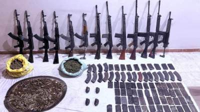 دم الشهيد يحسم المعركة.. سقوط 4 من أخطر تجار السموم وضبط ترسانة أسلحة ومخدرات بمحافظتين 