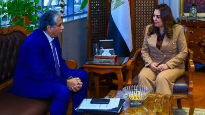 وزيرة التنمية المحلية تلتقي مع المدير التنفيذي لمركز البيئة والتنمية للمنطقة العربية وأوروبا (سيداري) لبحث التعاون في المجالات المشتركة