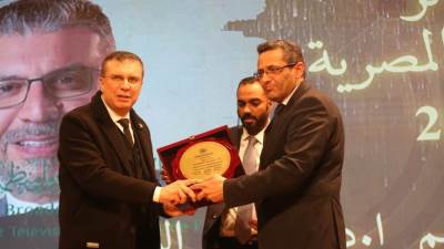 تكريم دكتور عمرو الليثي من نقابة الصحفيين 