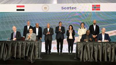 رئيس الوزراء يشهد توقيع اتفاقيات التمويل المبدئية لمشروع «ڤالى للطاقة المستدامة» باستثمارات 1.8 مليار دولار