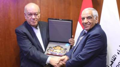 في خطوة تعزز مكانة مطار القاهرة على المنافسة إقليميًا ودوليًا.. تجديد شهادات الأيزو لعام 2026 في الجودة والبيئة والسلامة والصحة المهنية