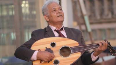 مع السلام يا صاحبي… ناصر عبدالحفيظ يودّع الفنان القدير محمد عزّت