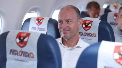 بالصور.. إير كايرو تنقل بعثة الفريق الأول للنادي الأهلي