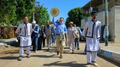 سفير كندا يزور صغار المزارعين بأسوان لدعم الزراعة الذكية مناخيًا