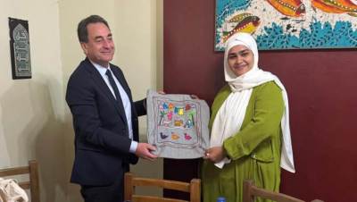 السفير الفرنسي يزور مؤسسة قضايا المرأة المصرية ويؤكد دعم باريس لتمكين المرأة