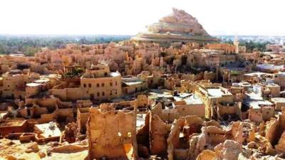 سيوة تحتفل بانطلاق موسم السياحة الشتوية