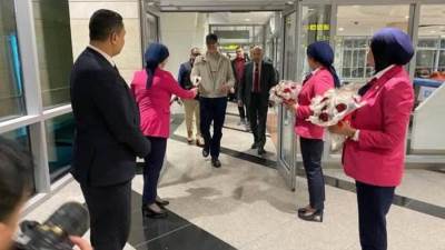 استقبال بالورود.. القاهرة تفتح ذراعيها لبعثة الجيش الملكي