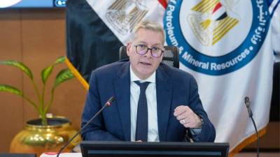 وزير البترول يعتمد الموازنات الاستثمارية لشركتي التعاون للبترول وأسيوط لتكرير البترول