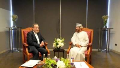 إيران تُبلغ سلطنة عُمان انفتاحها على أي جهود جادة تسهم في وقف التصعيد