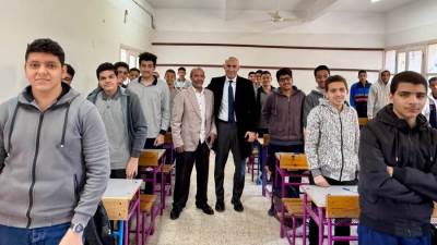 زيارة مفاجئة لمدارس قنا.. وزير التعليم يتابع الحضور والانضباط الدراسي