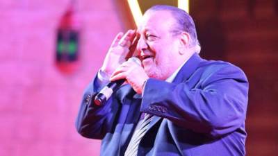 "الكحلاوي" يصدح بالمديح النبوي فى الليلة السابعة لـ "هل هلالك 10"  