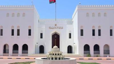 سلطنة عُمان تجدد دعوتها لوقف الحرب وإحلال السلام رغم الهجماتُ التي استهدفتها