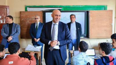 جولة مفاجئة لوزير التعليم بمحافظة الغربية لمتابعة انضباط سير العملية التعليمية ونسب حضور الطلاب والاختبارات الشهرية 