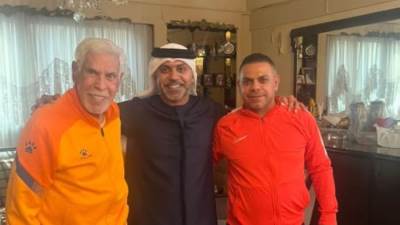 الأسطورية في كرة القدم...سفير الإمارات يزور الكابتن حسن شحاتة ويشيد بمسيرته