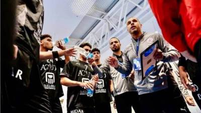 مدرب منتخب اليد: برونزية المتوسط عن جدارة.. والقادم أفضل